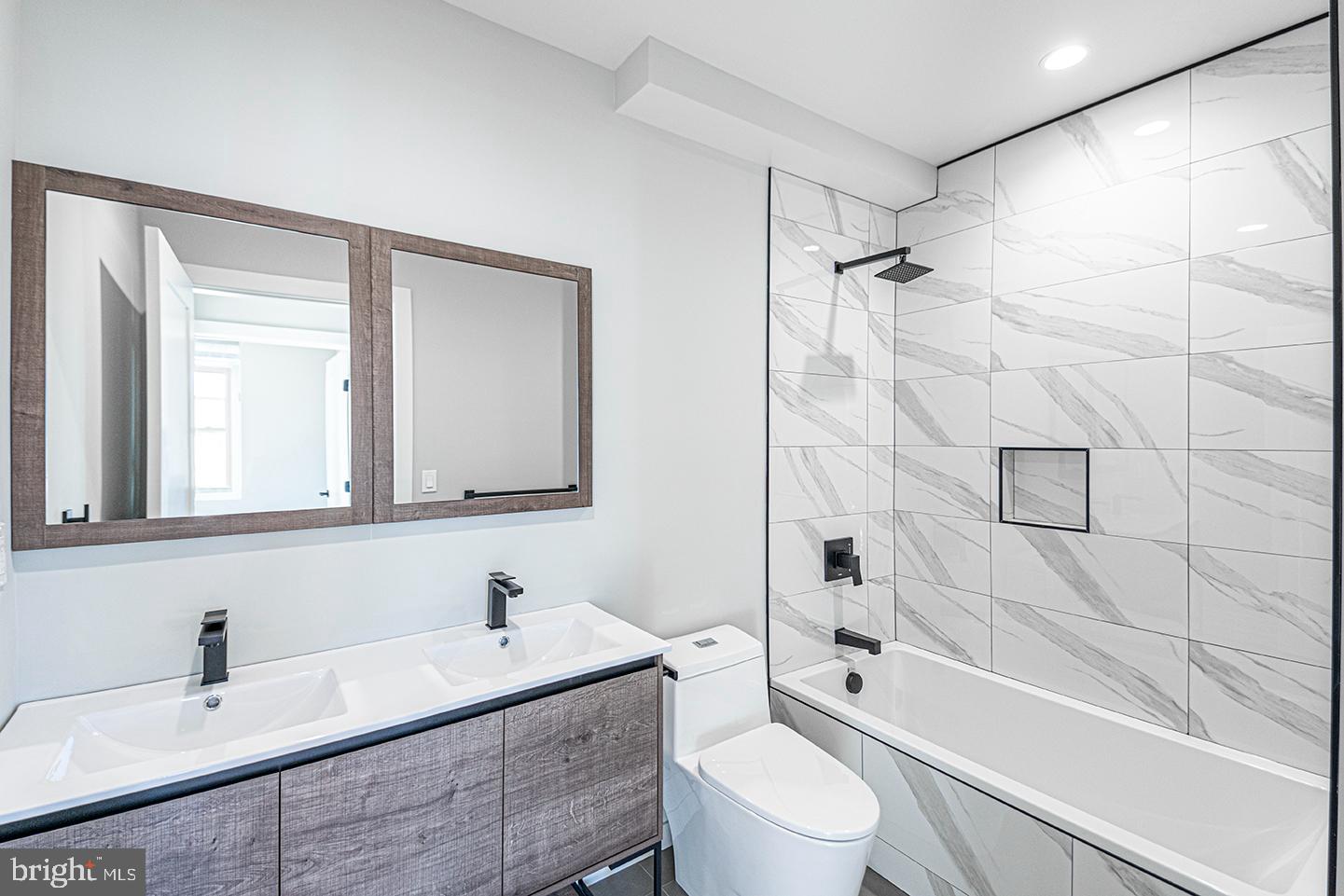 NORTHERN LIBERTIES - Residential Lease