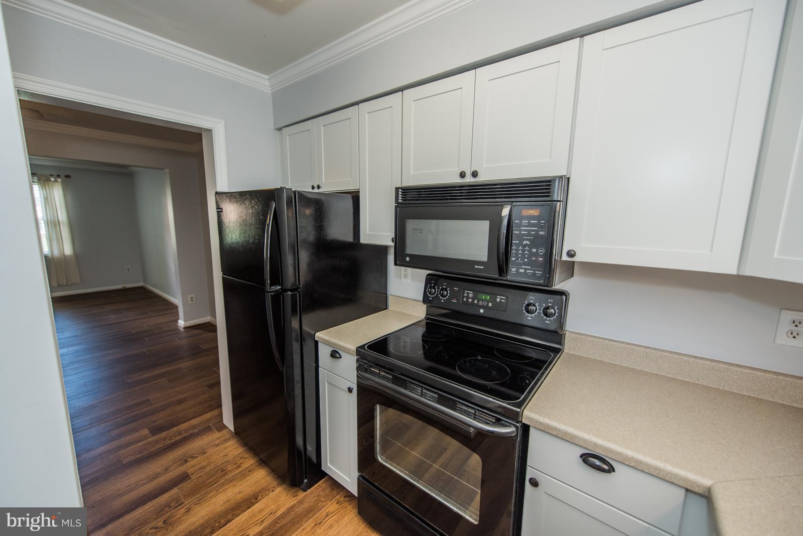 LEEDS SQUARE - Residential