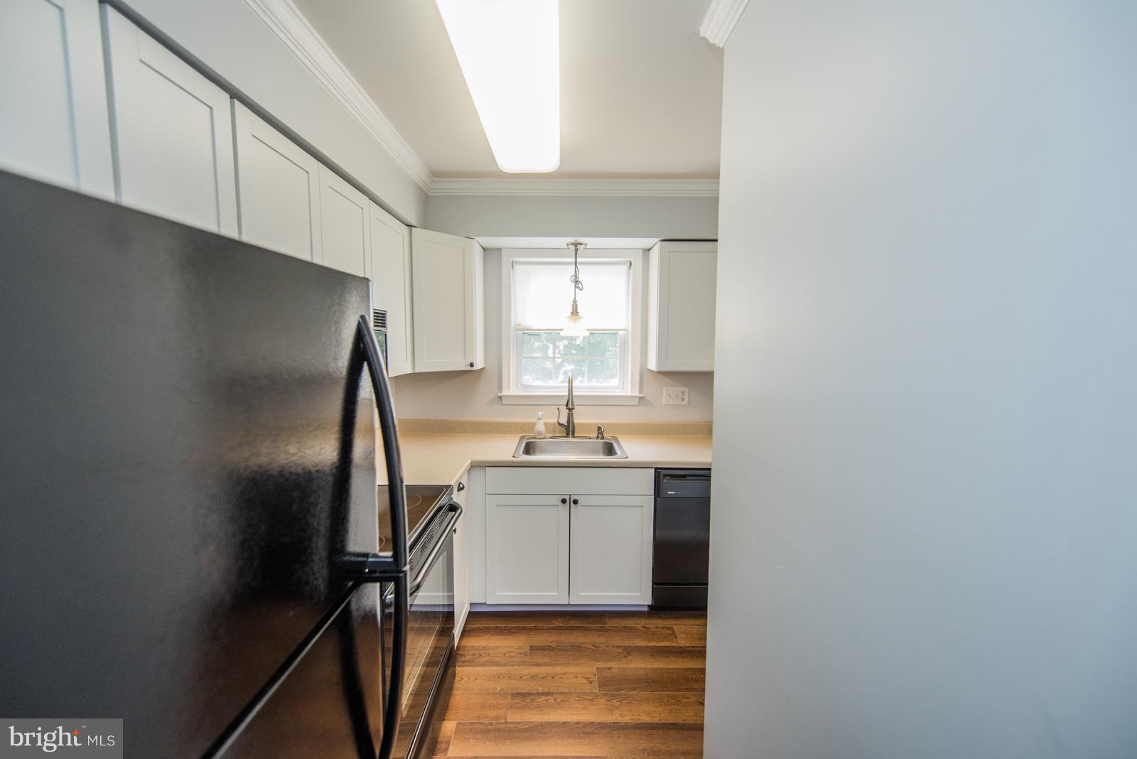 LEEDS SQUARE - Residential