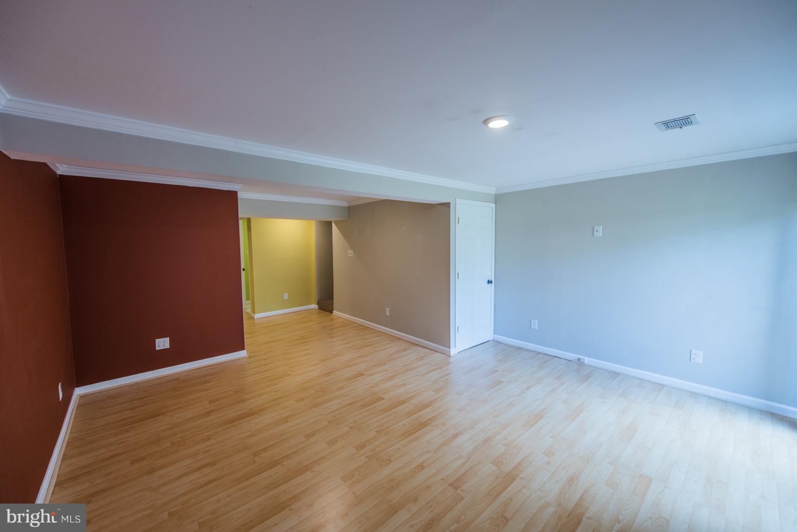 LEEDS SQUARE - Residential