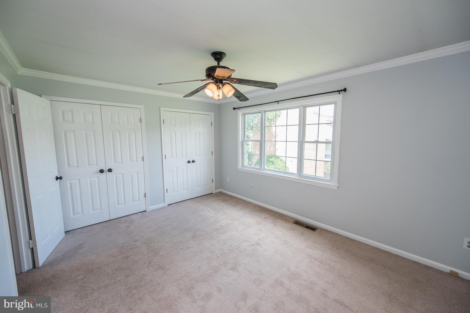 LEEDS SQUARE - Residential