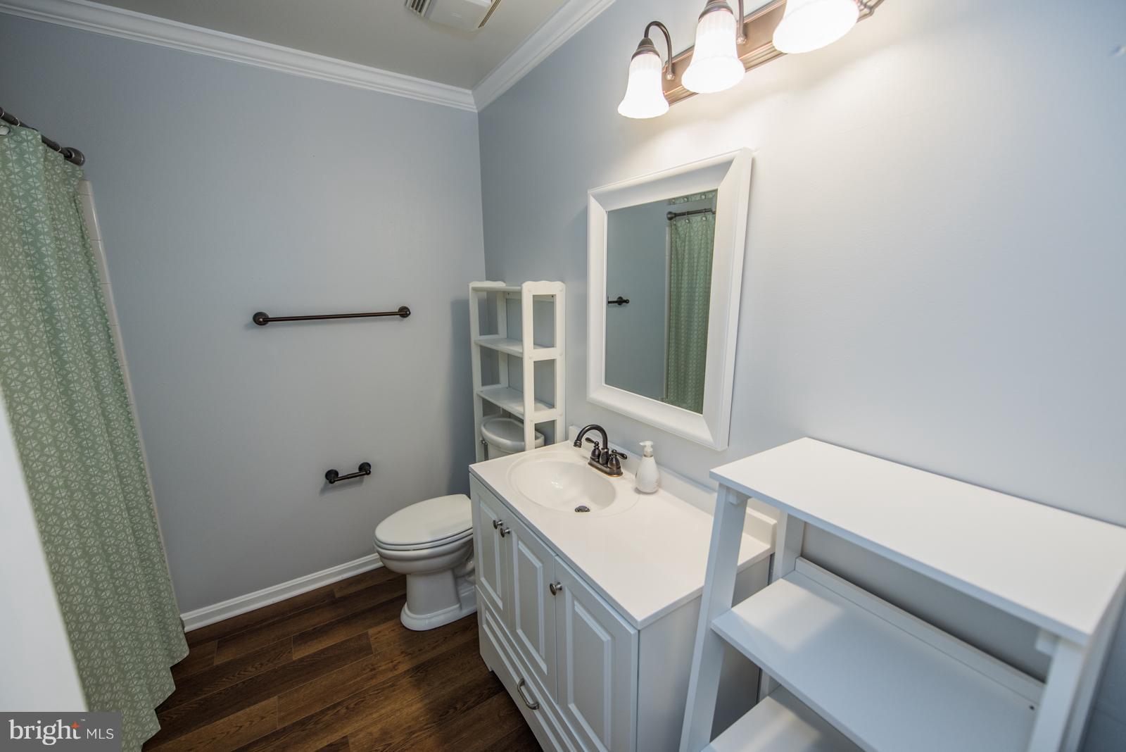 LEEDS SQUARE - Residential