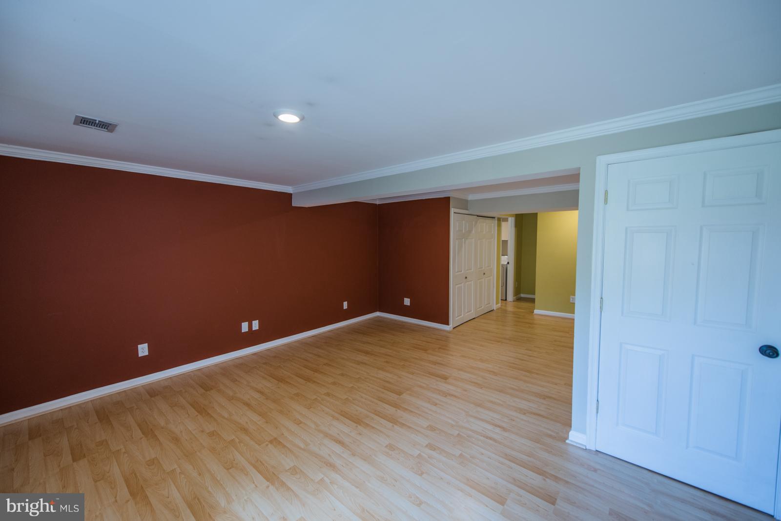 LEEDS SQUARE - Residential