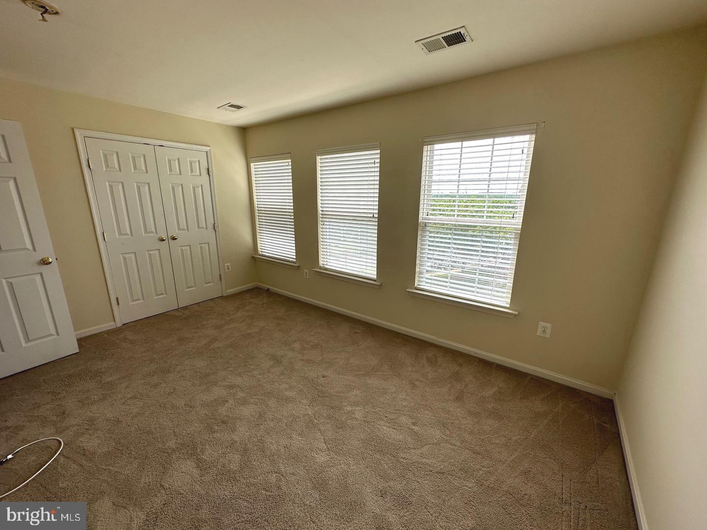 POTOMAC STATION - Residential Lease