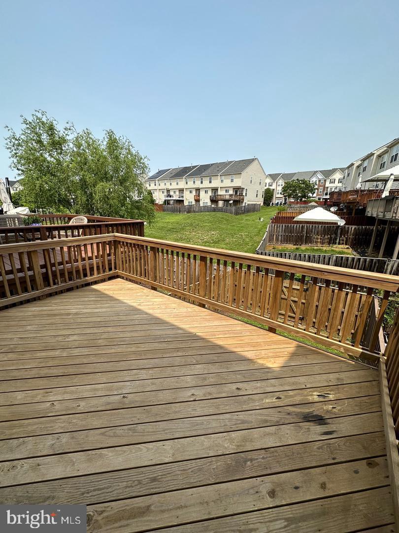 POTOMAC STATION - Residential Lease