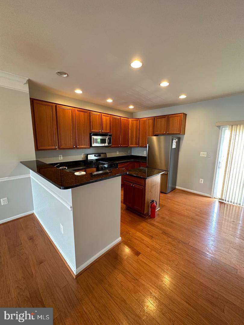 POTOMAC STATION - Residential Lease