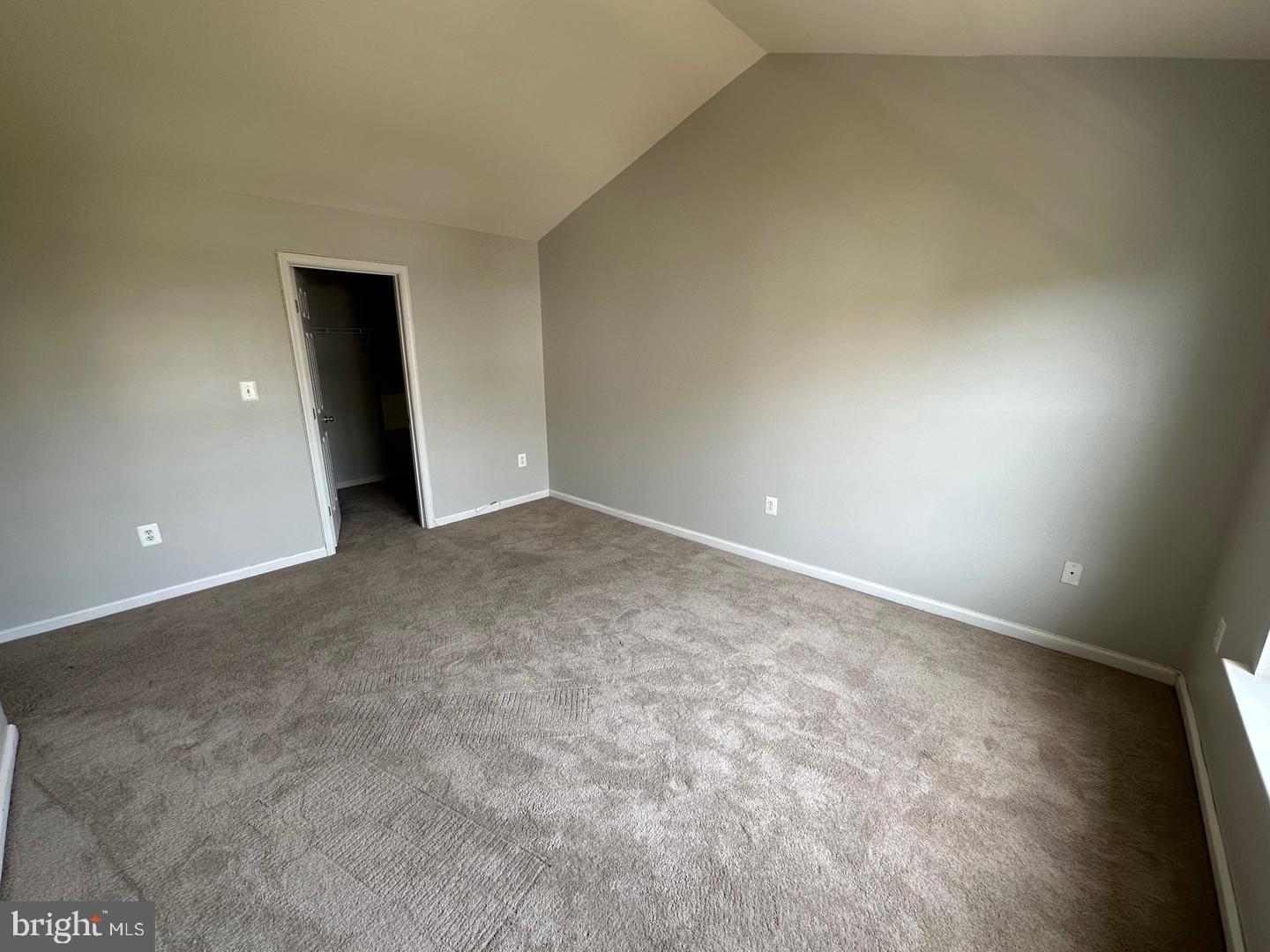 POTOMAC STATION - Residential Lease