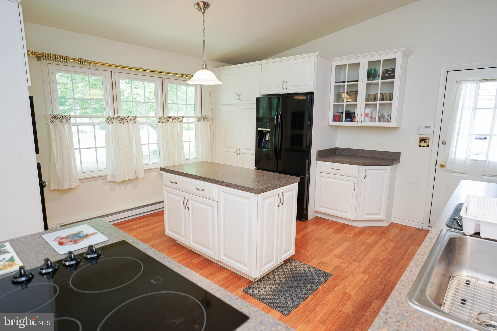 SCHUMAKER GLEN - Residential