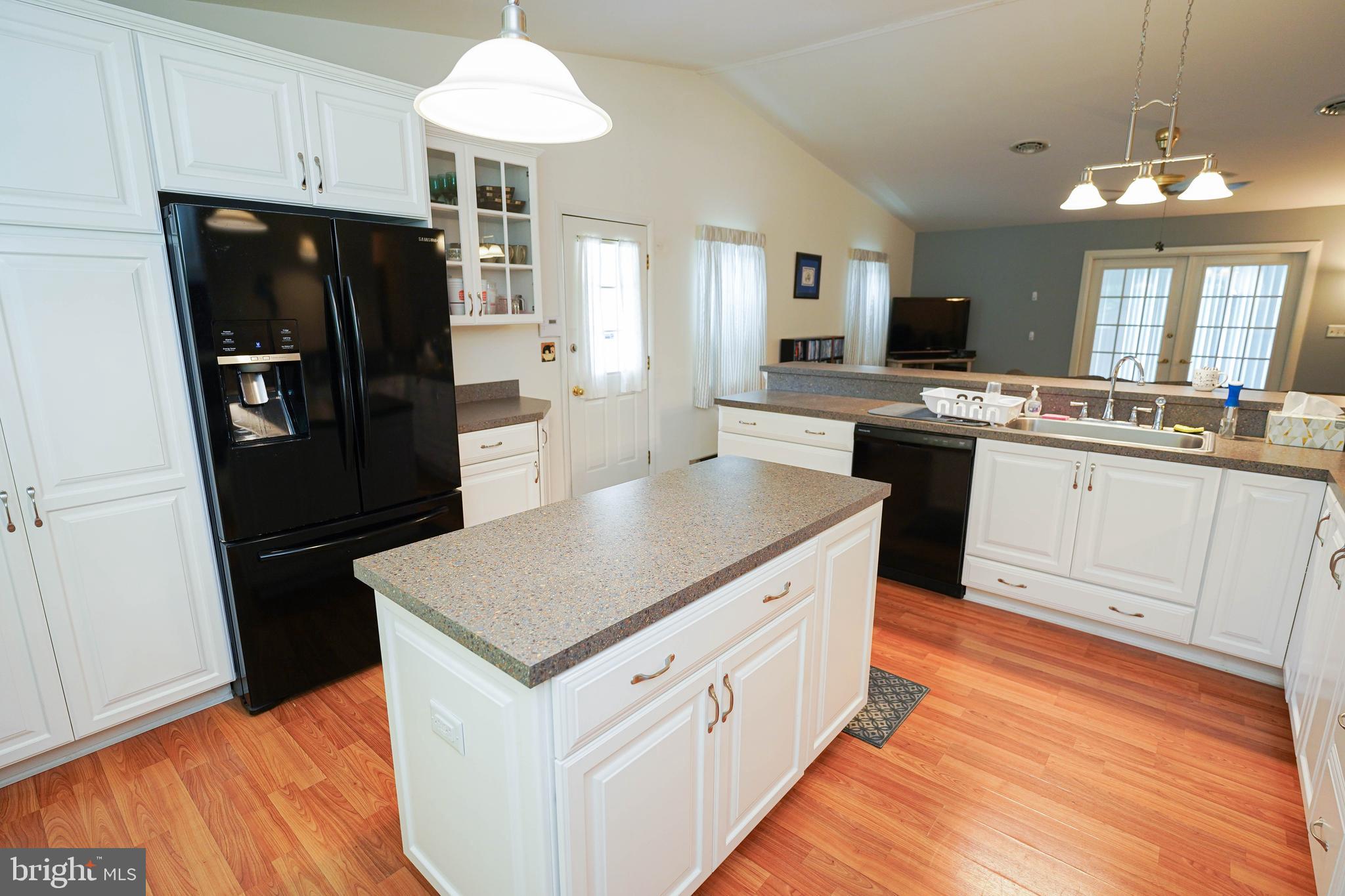 SCHUMAKER GLEN - Residential