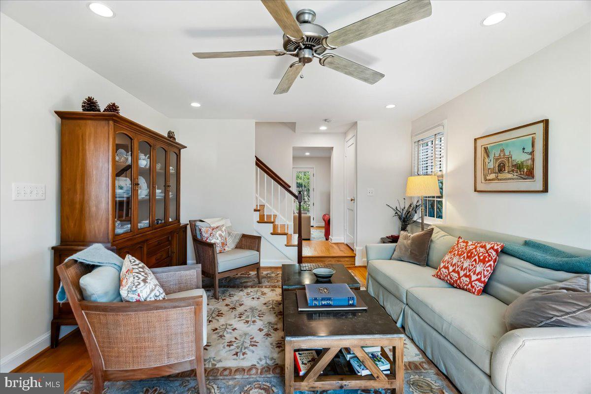 COLUMBIA FOREST - Residential