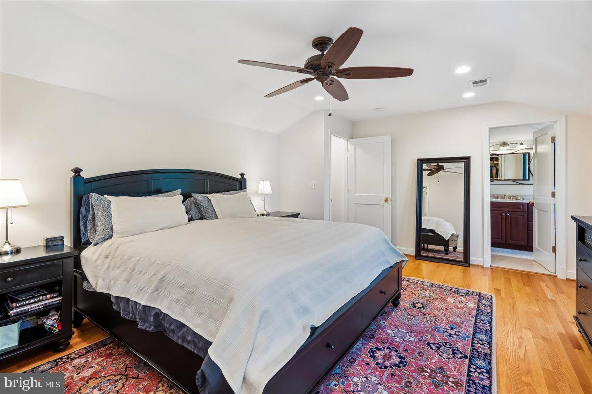 COLUMBIA FOREST - Residential