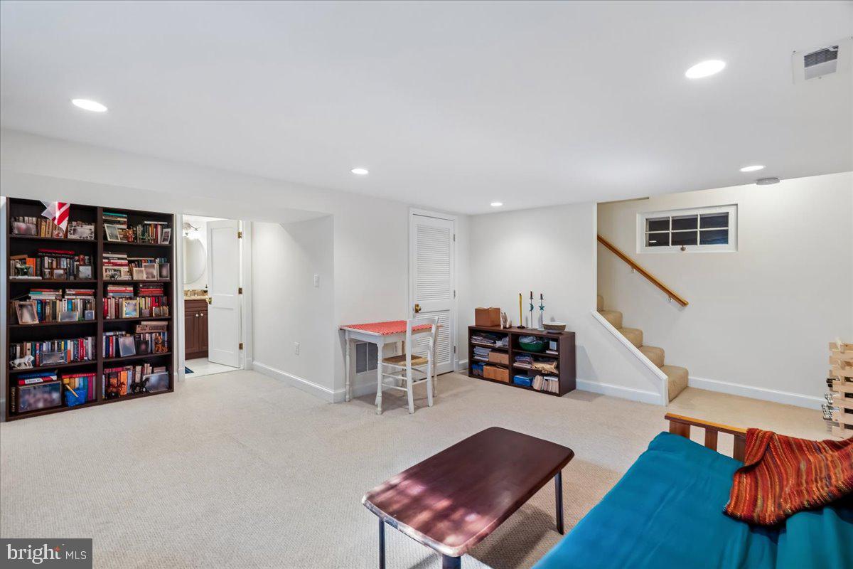 COLUMBIA FOREST - Residential