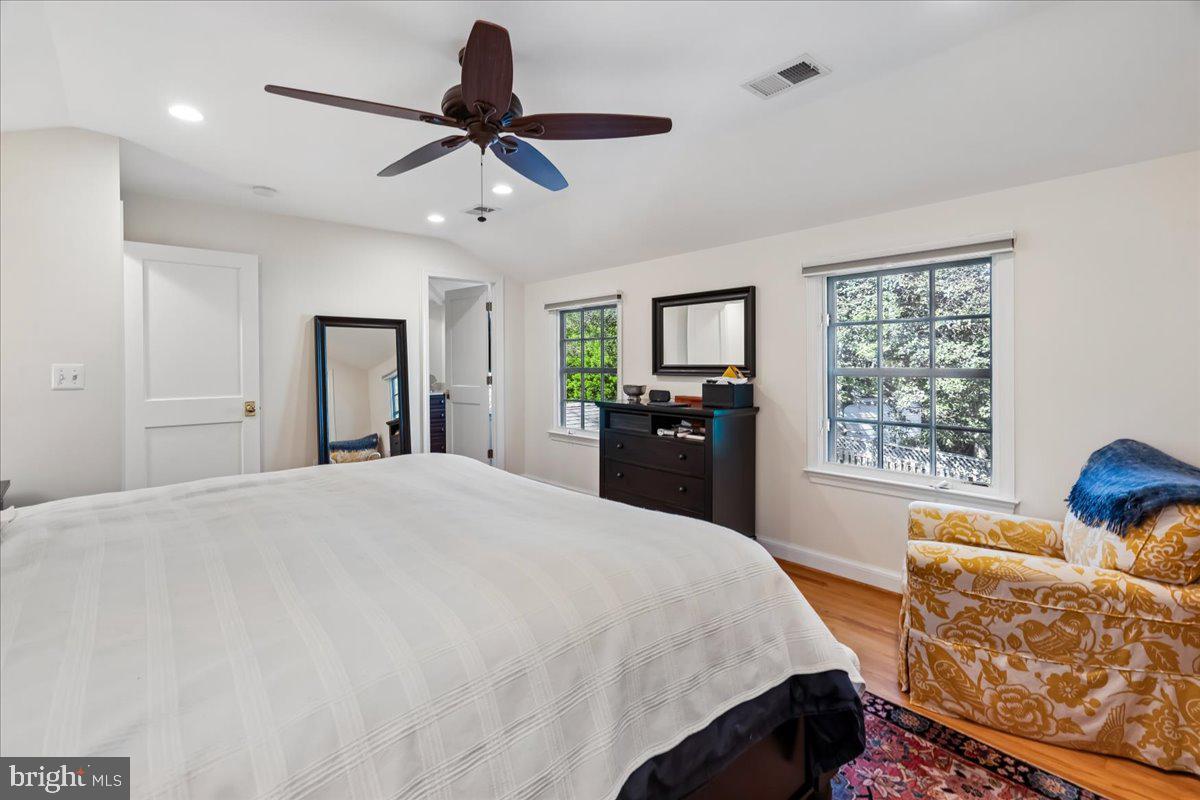 COLUMBIA FOREST - Residential