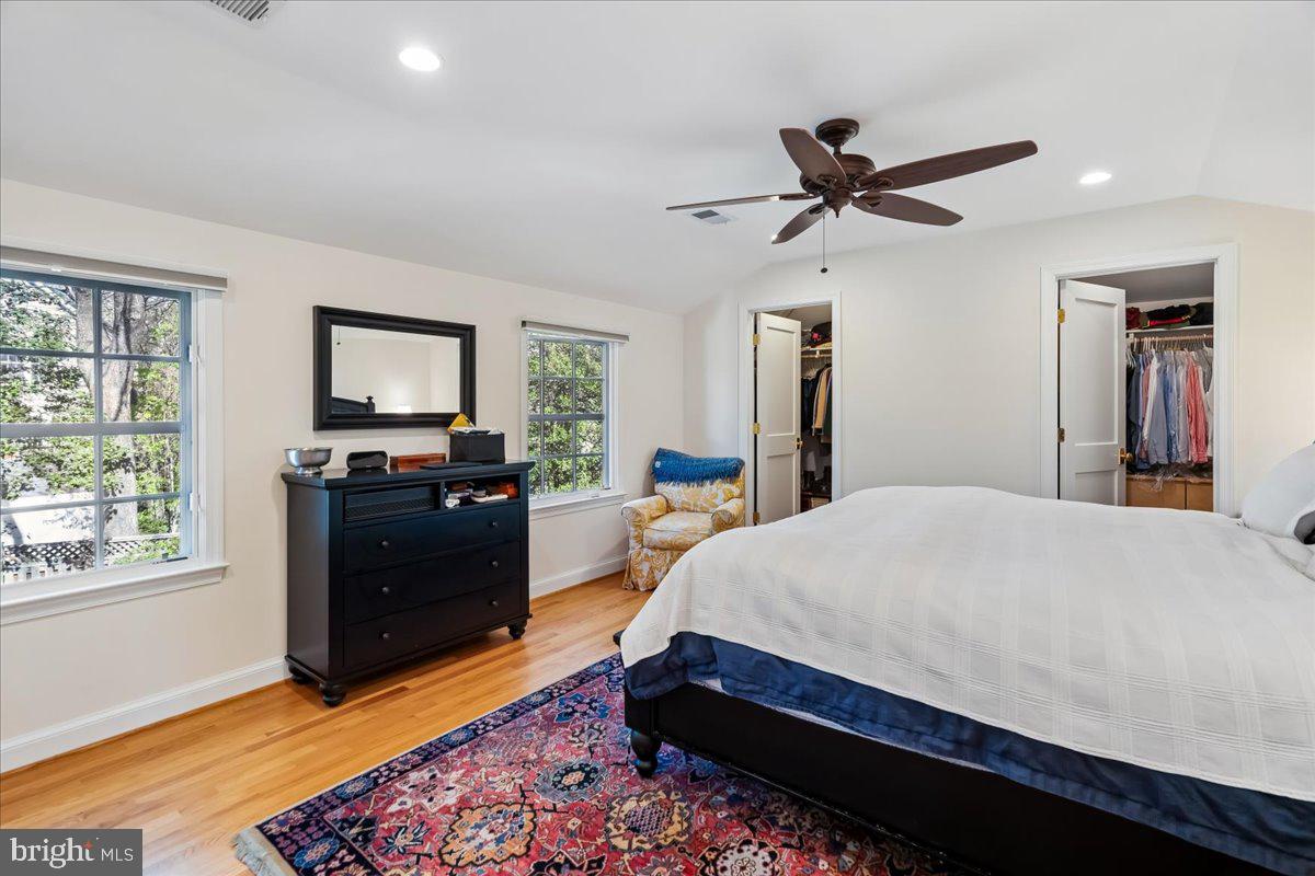 COLUMBIA FOREST - Residential