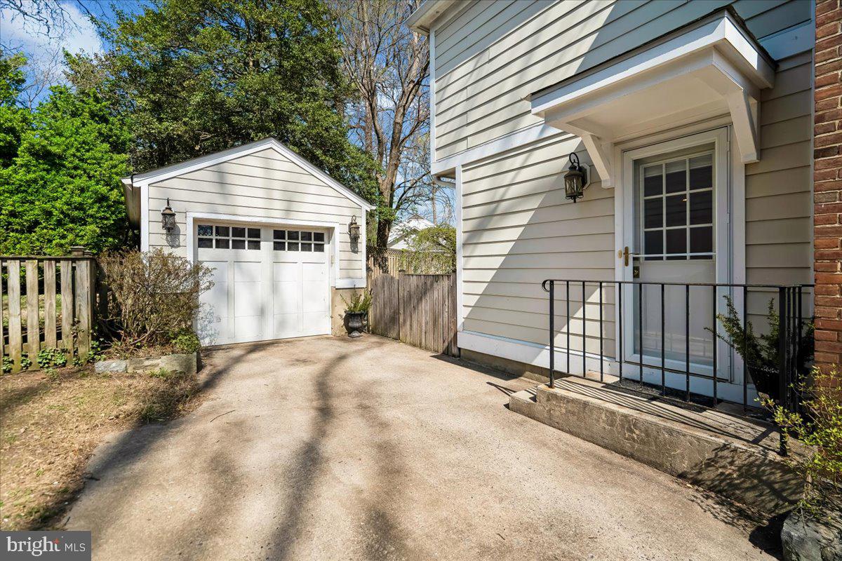 COLUMBIA FOREST - Residential