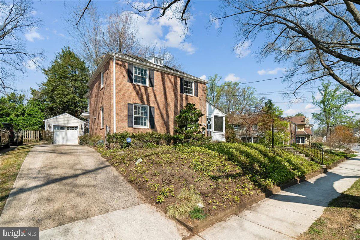 COLUMBIA FOREST - Residential
