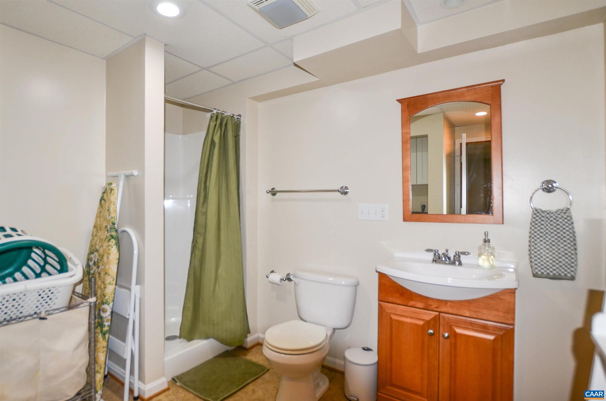 LAKE MONTICELLO - Residential