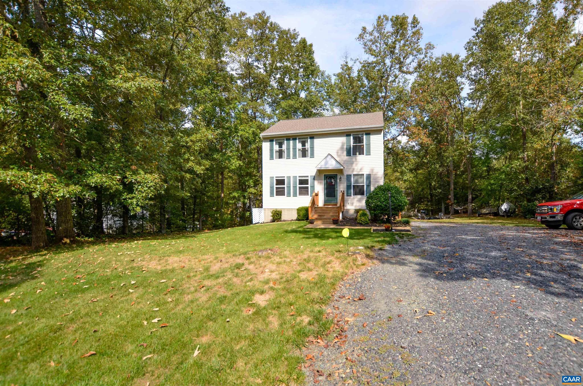 LAKE MONTICELLO - Residential