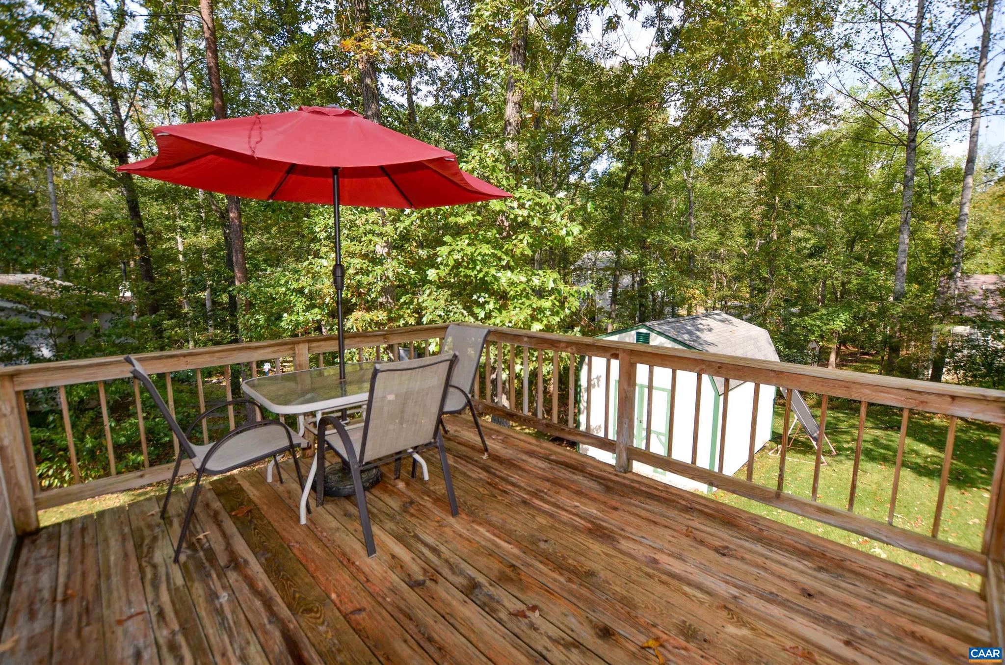 LAKE MONTICELLO - Residential