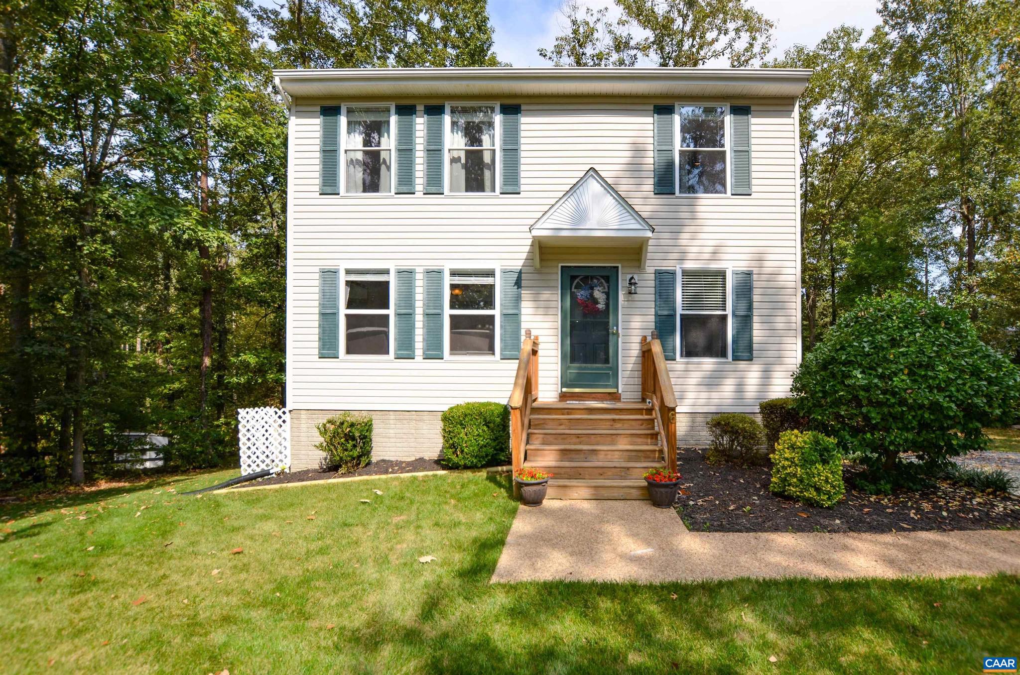 LAKE MONTICELLO - Residential