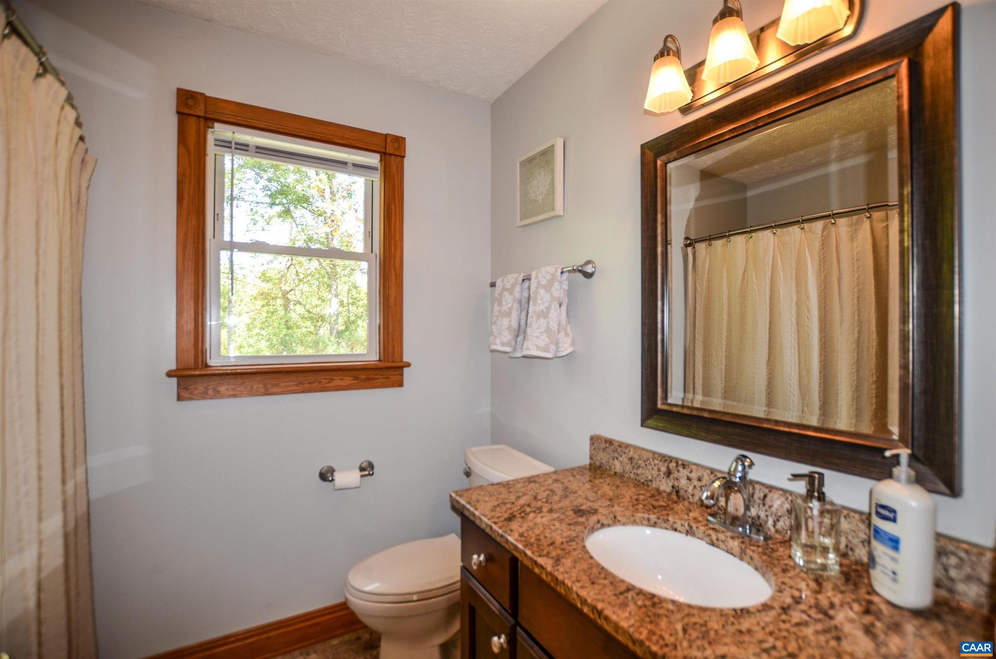 LAKE MONTICELLO - Residential