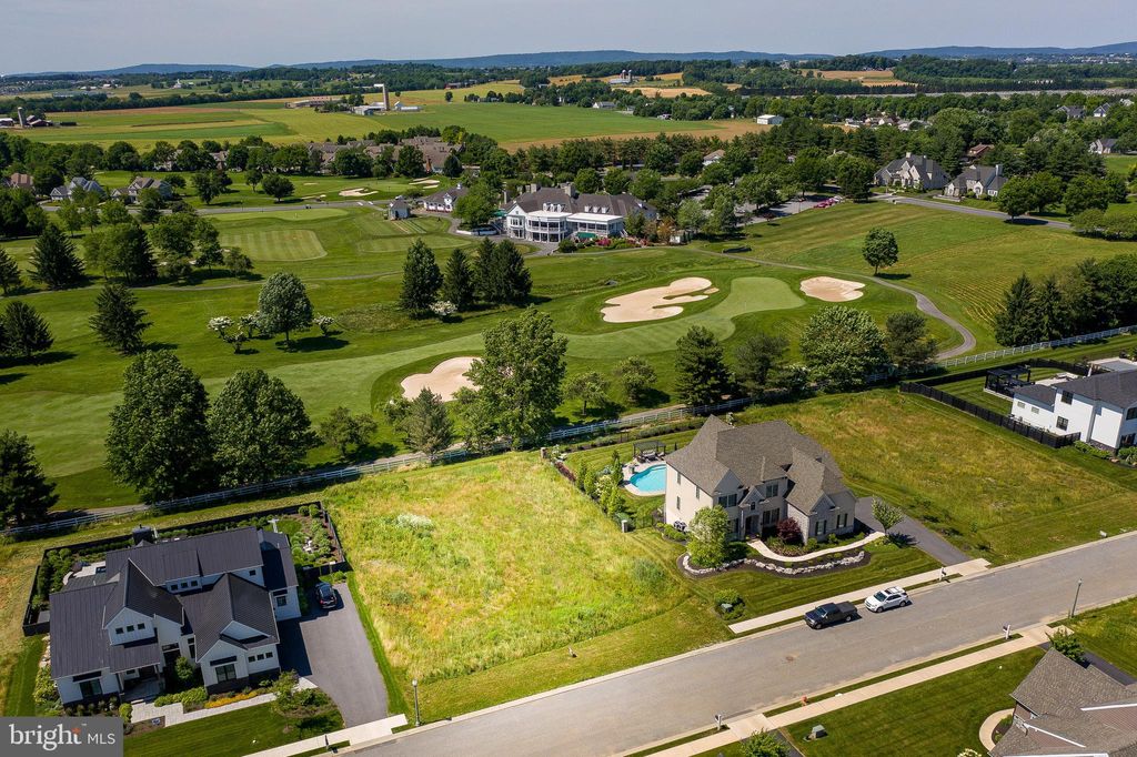 Photo of 669 Fleetwood Drive, Lititz, PA 17543 (MLS # PALA2012164)