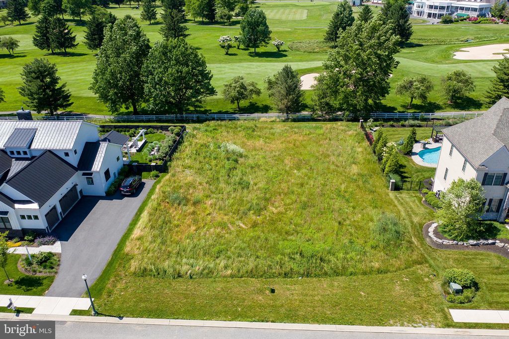 Photo of 669 Fleetwood Drive, Lititz, PA 17543 (MLS # PALA2012164)