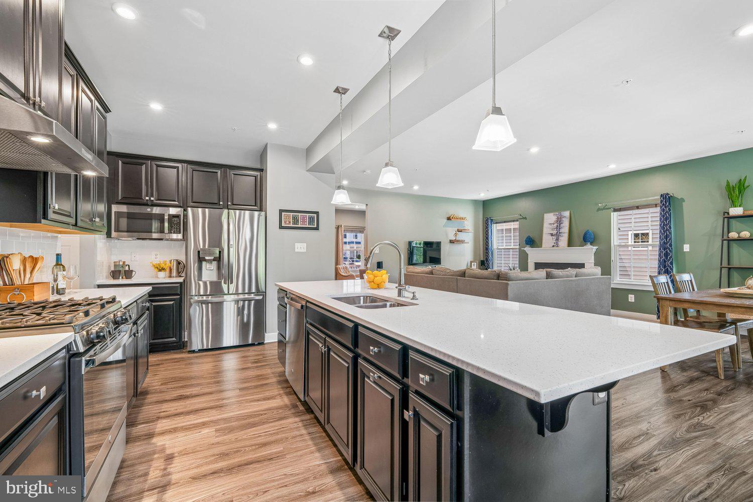 TWO RIVERS - Residential