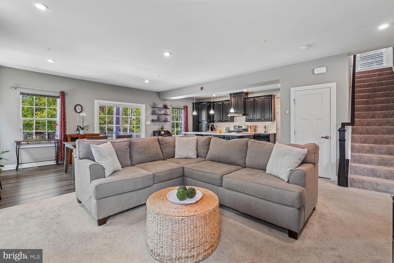TWO RIVERS - Residential