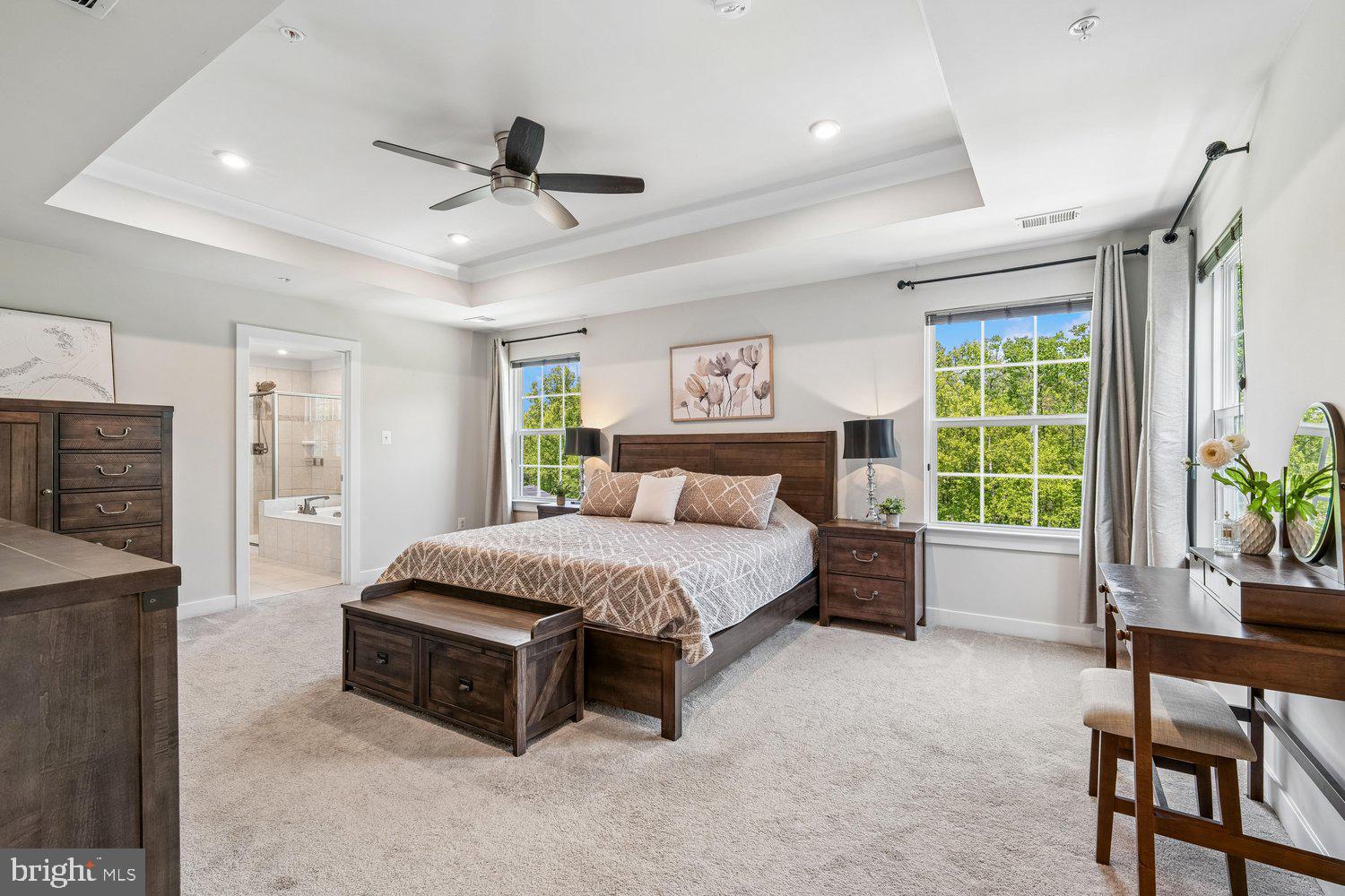 TWO RIVERS - Residential