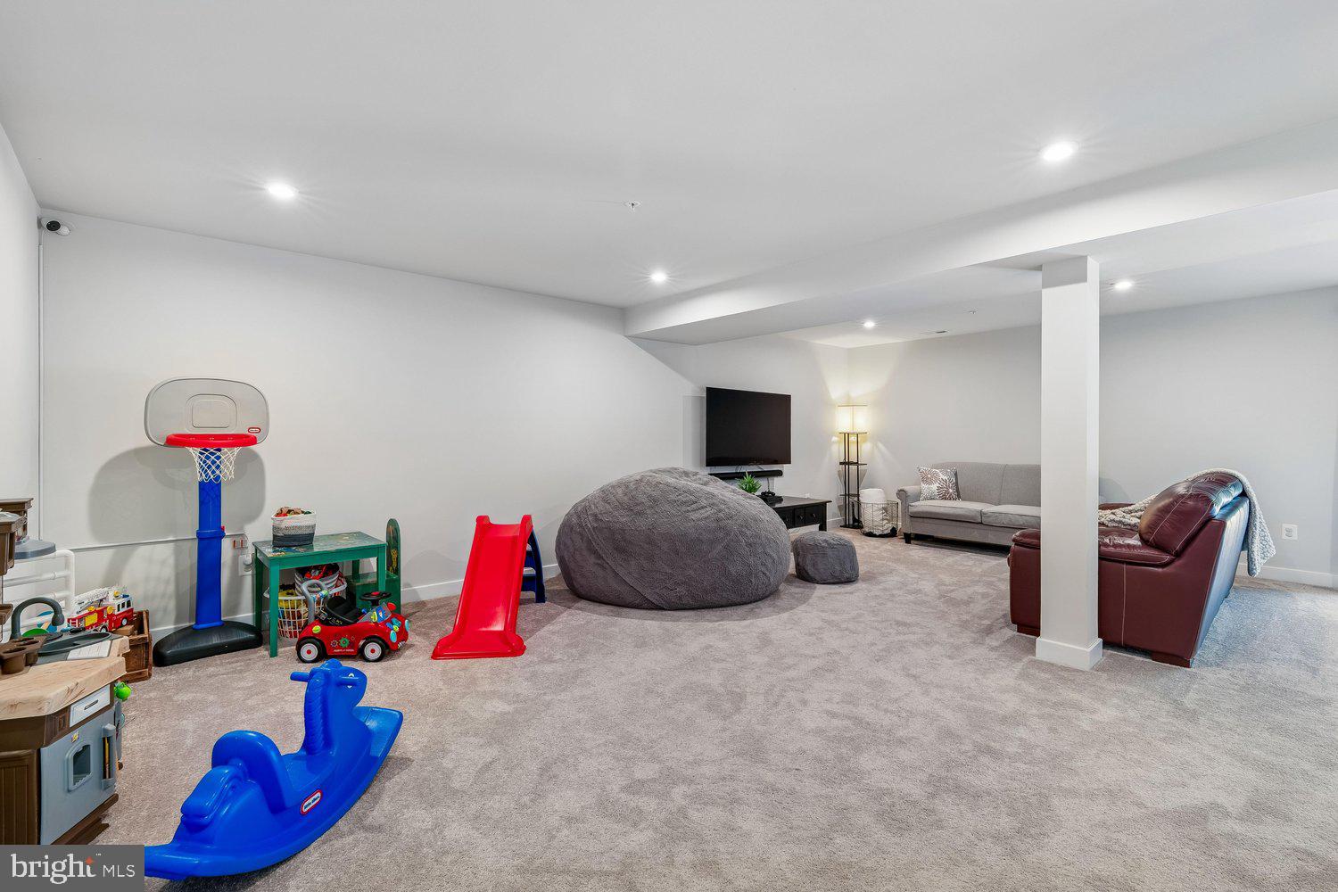 TWO RIVERS - Residential