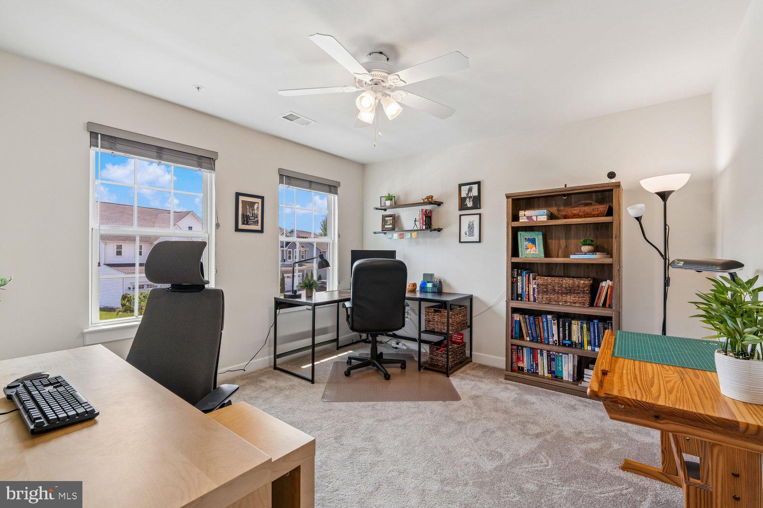 TWO RIVERS - Residential