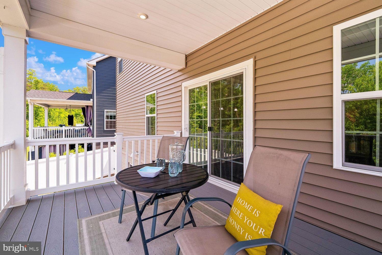 TWO RIVERS - Residential