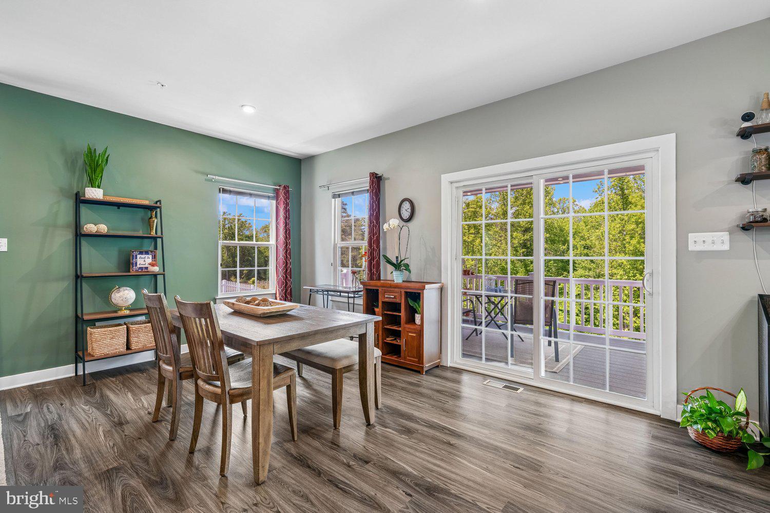 TWO RIVERS - Residential