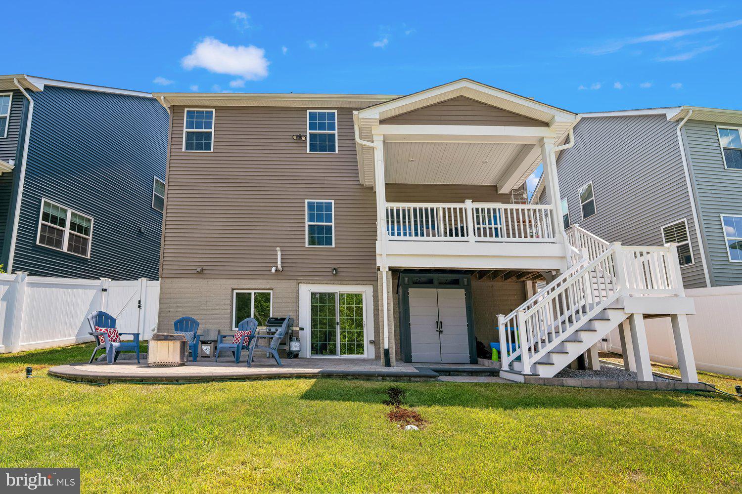 TWO RIVERS - Residential