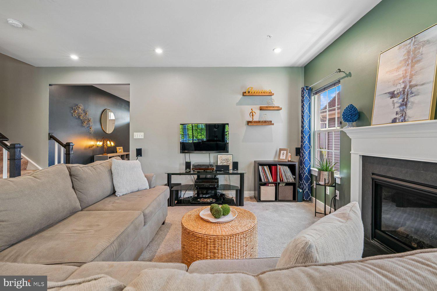 TWO RIVERS - Residential