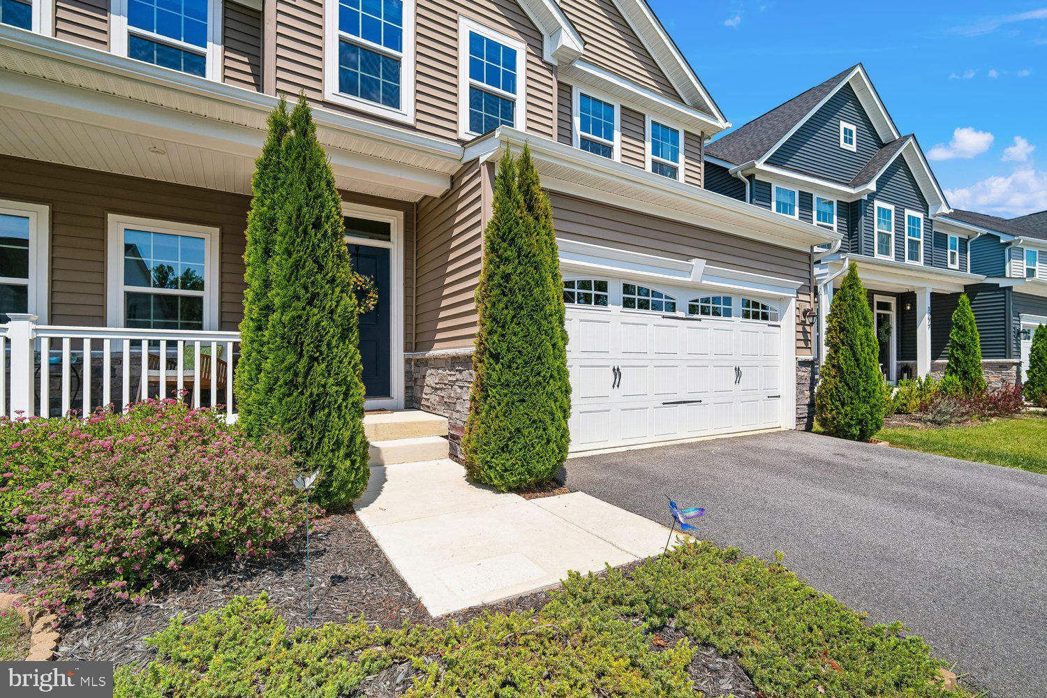 TWO RIVERS - Residential