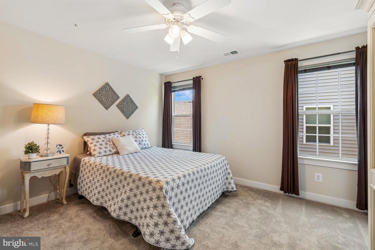 TWO RIVERS - Residential