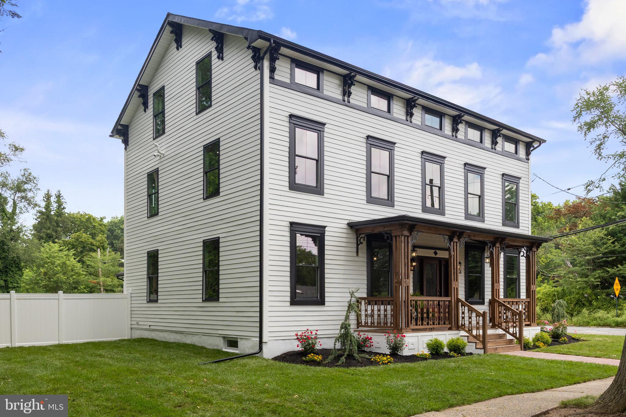 427 GARDEN STREET