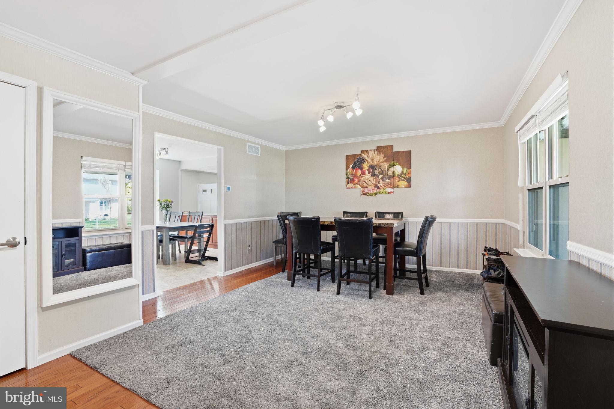 WOODLYN CROSSING - Residential