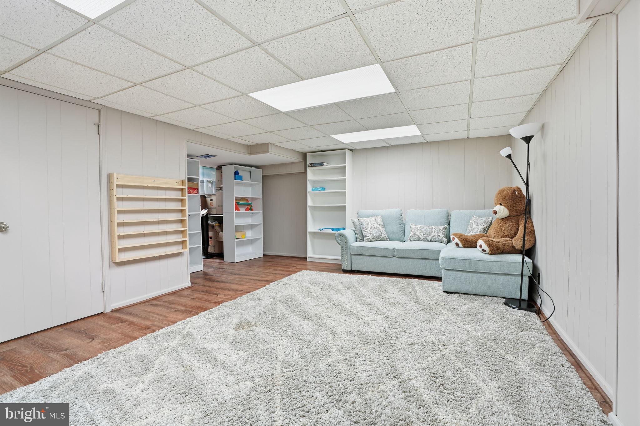 WOODLYN CROSSING - Residential