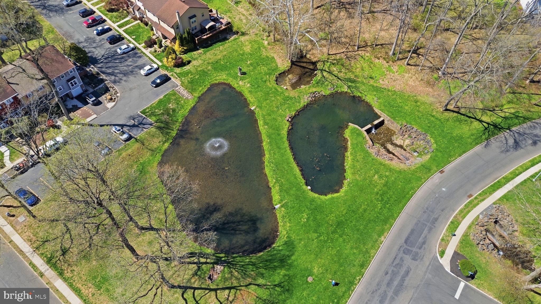 WOODLYN CROSSING - Residential