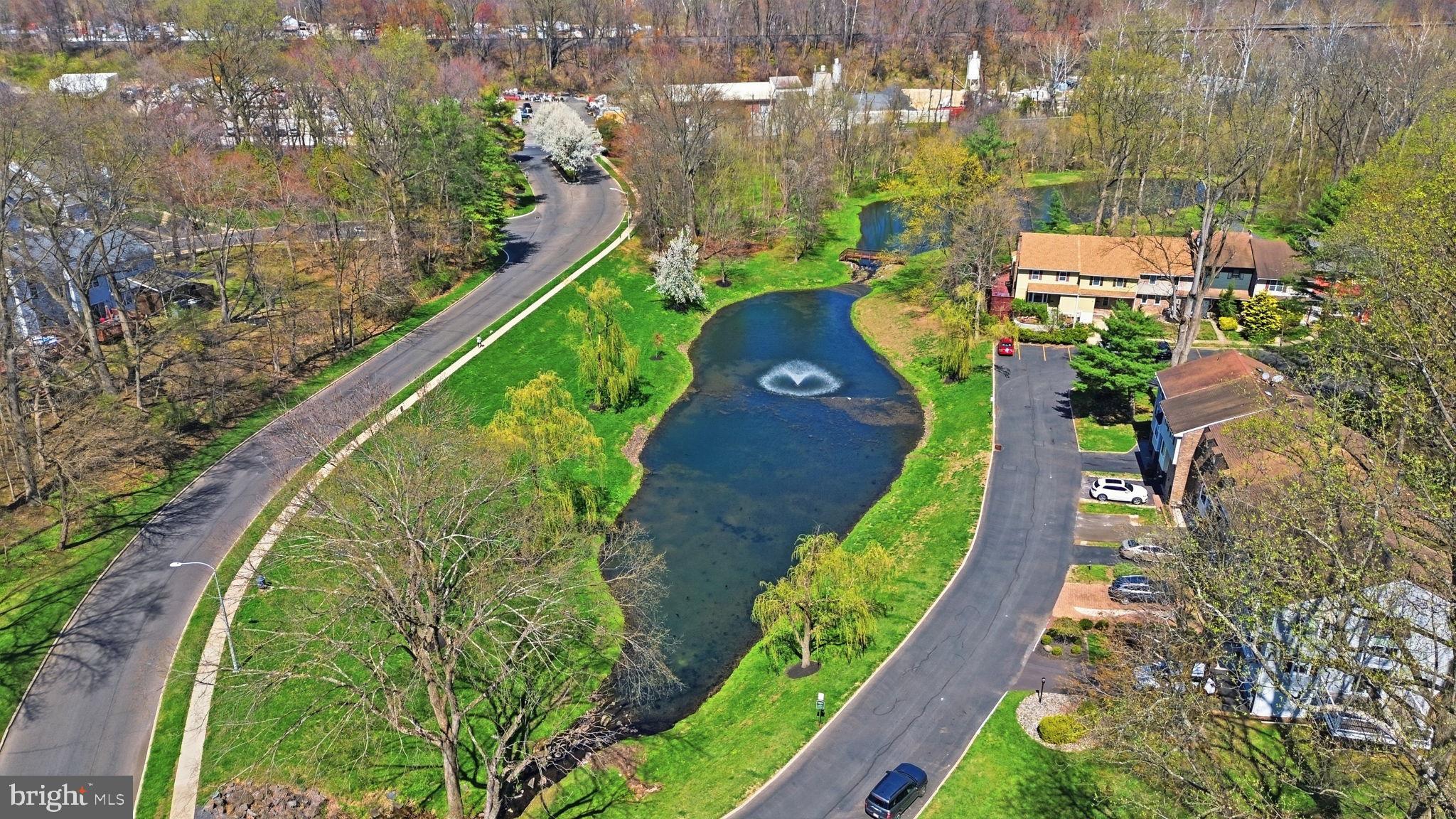 WOODLYN CROSSING - Residential