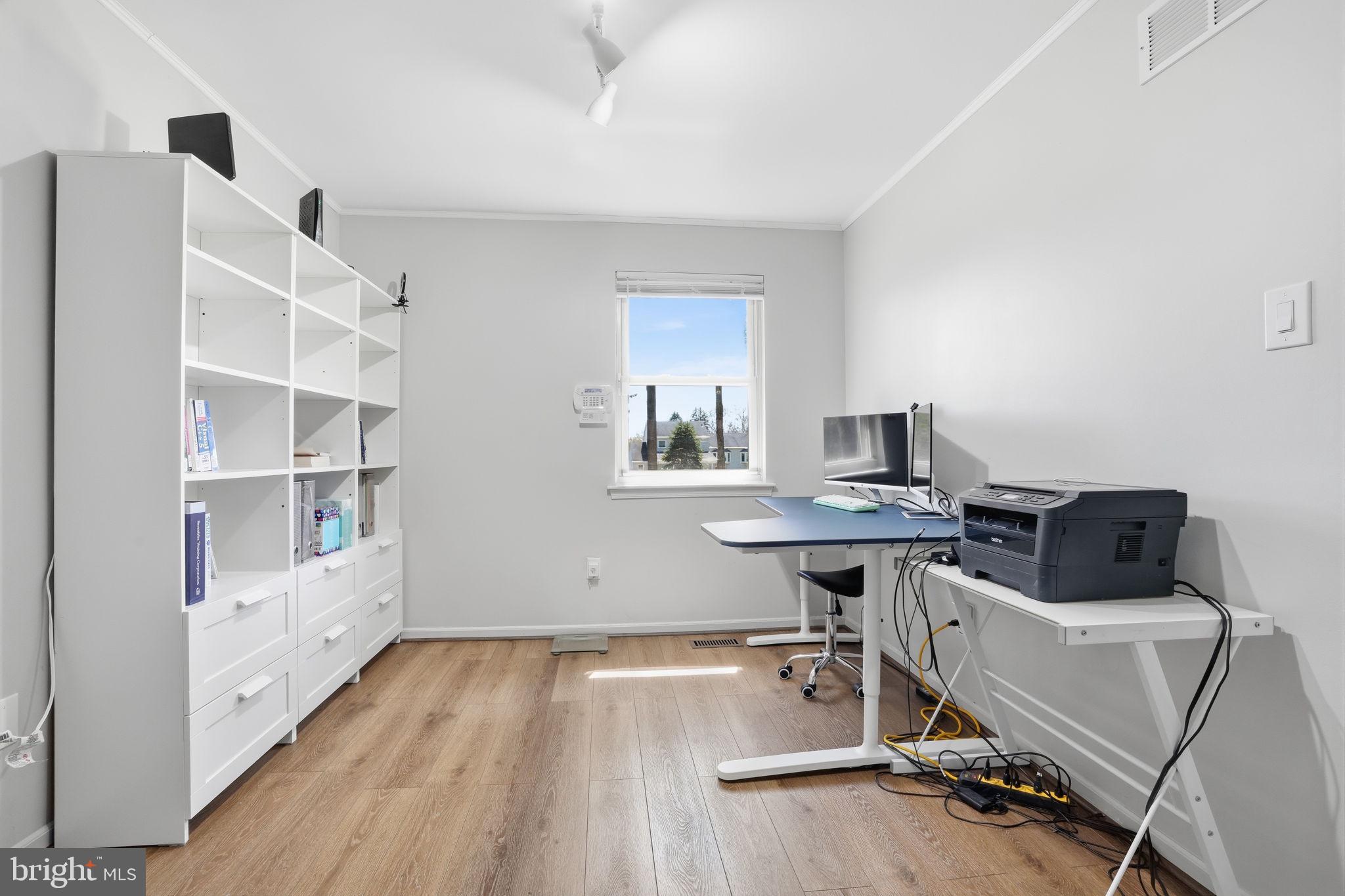 WOODLYN CROSSING - Residential