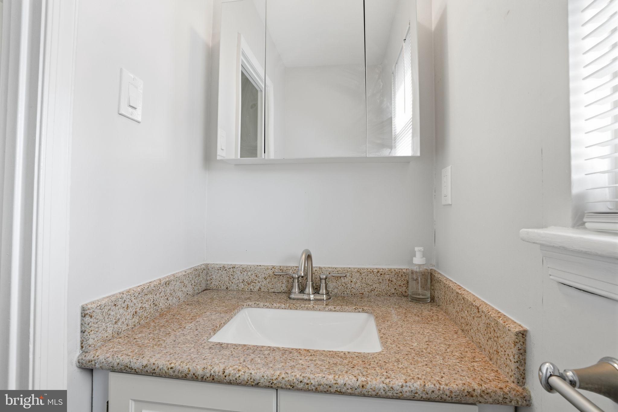 WOODLYN CROSSING - Residential