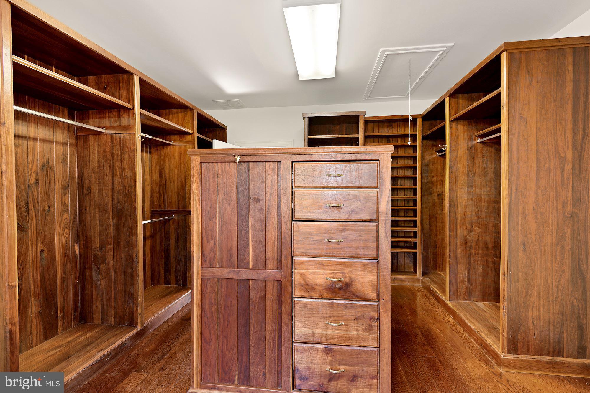 POTOMAC VIEW ESTATES - Residential