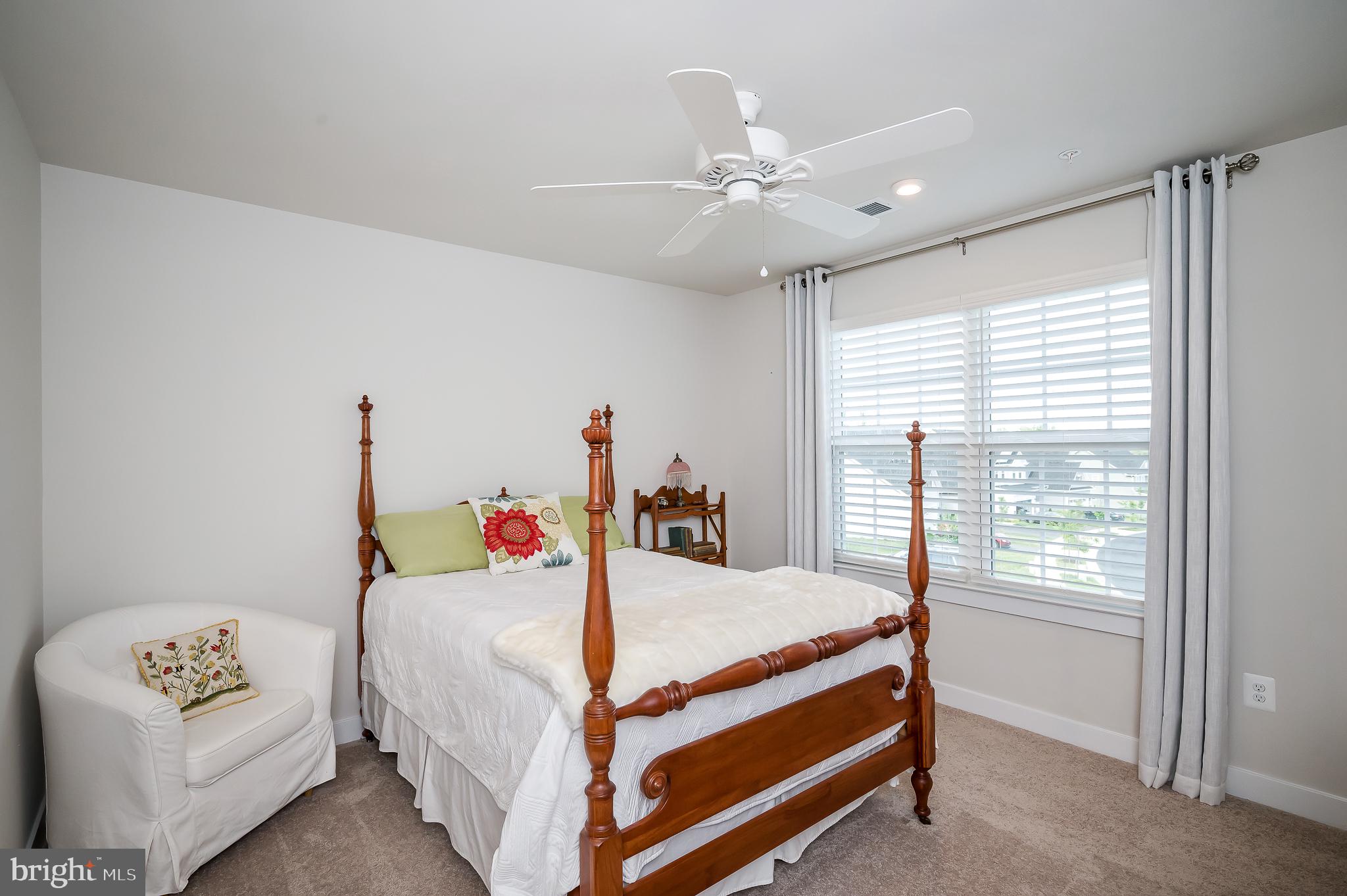 TWO RIVERS - Residential