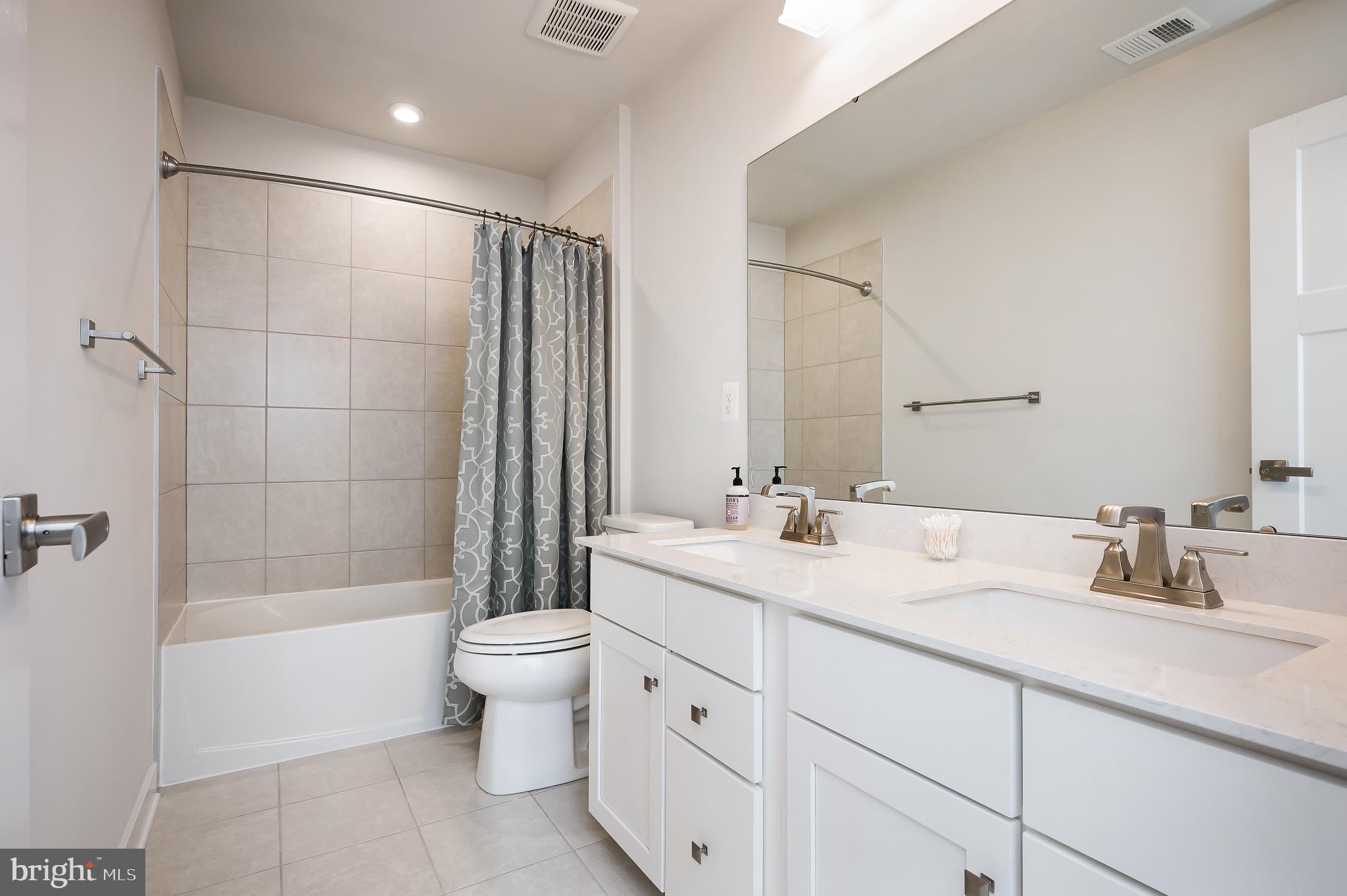 TWO RIVERS - Residential