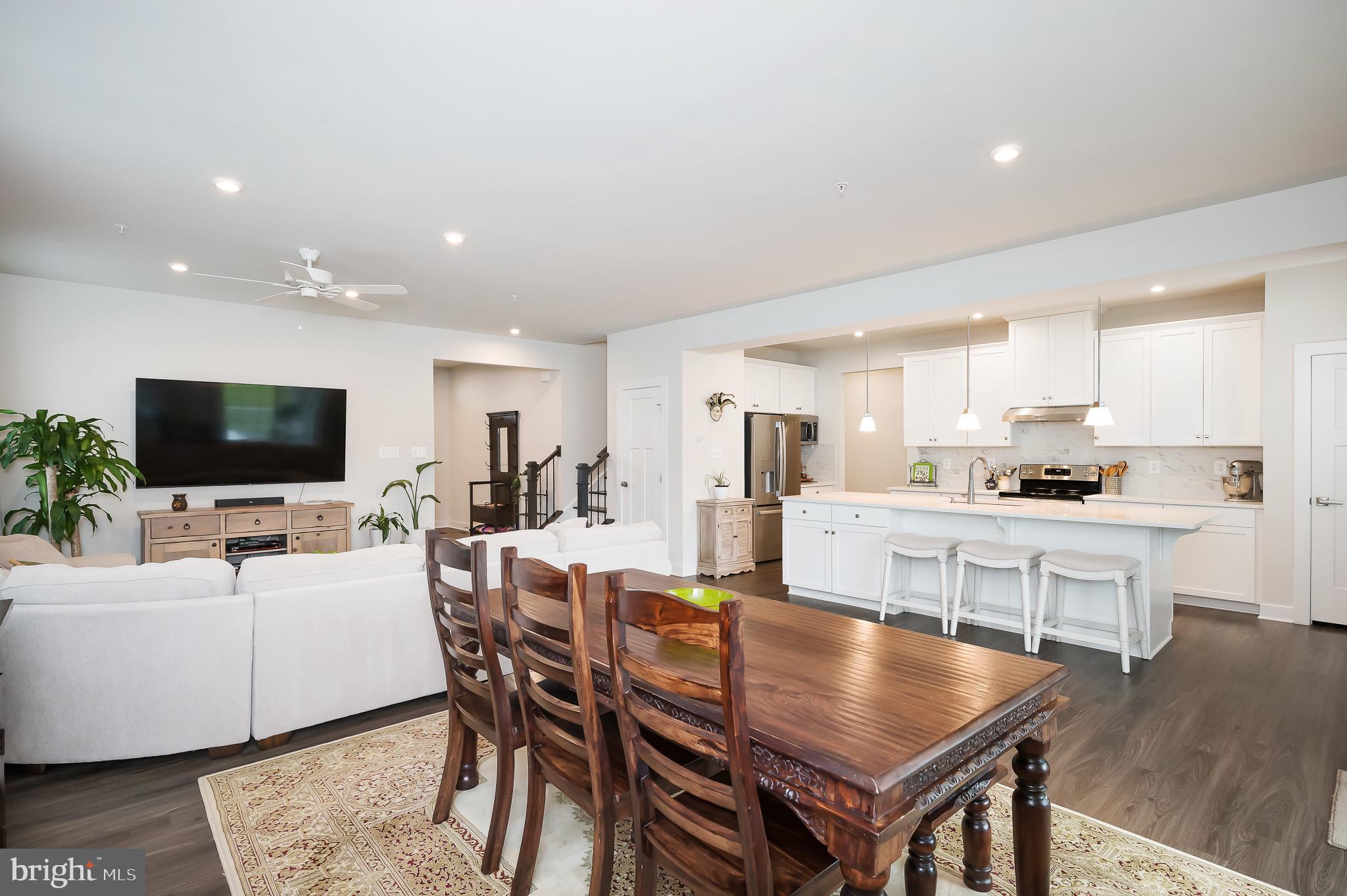 TWO RIVERS - Residential