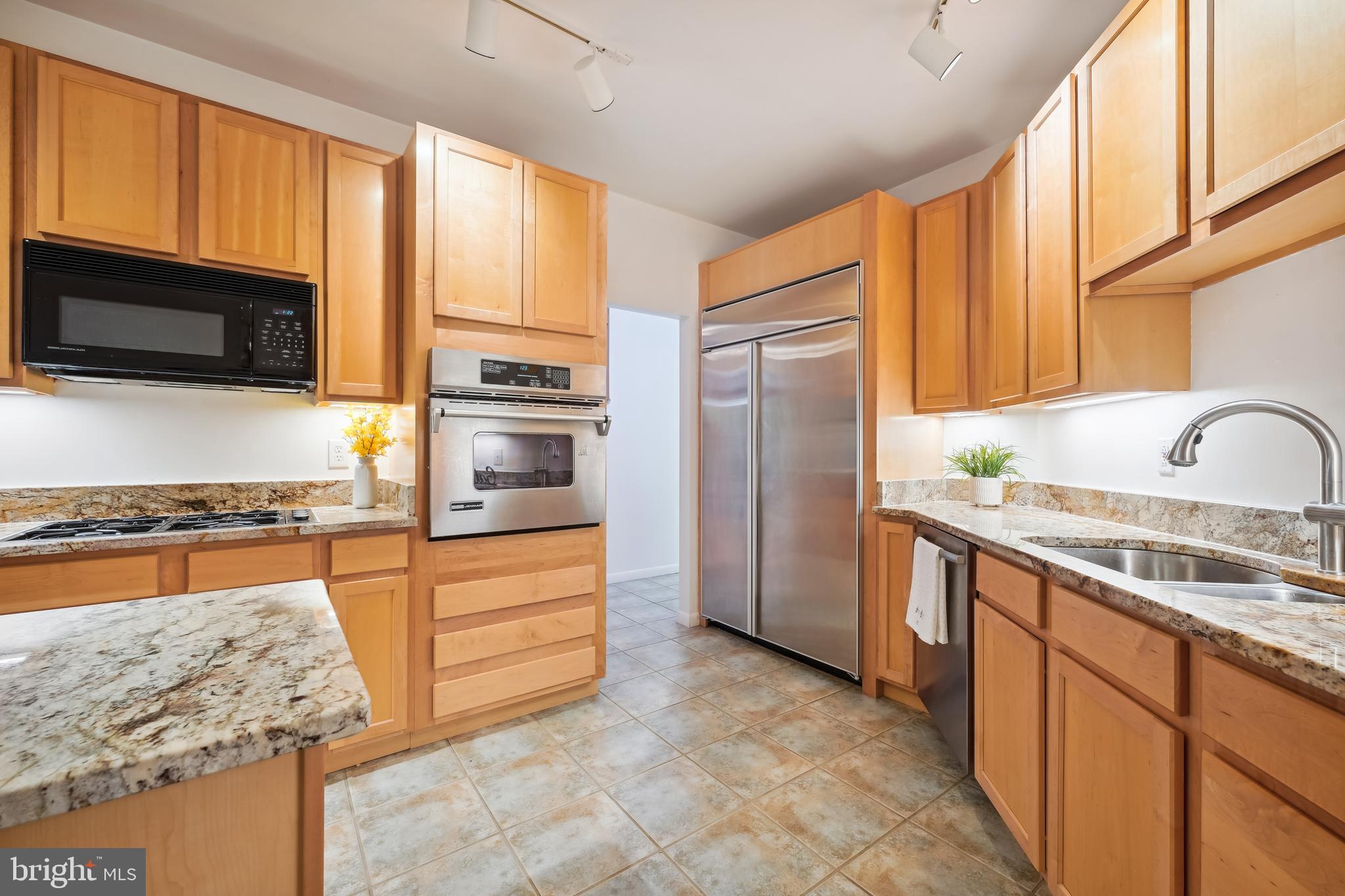 BRIGHTON WOODS - Residential